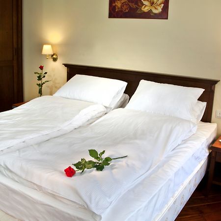 グダニスク Kobza Haus Old Town Bed & Breakfast エクステリア 写真
