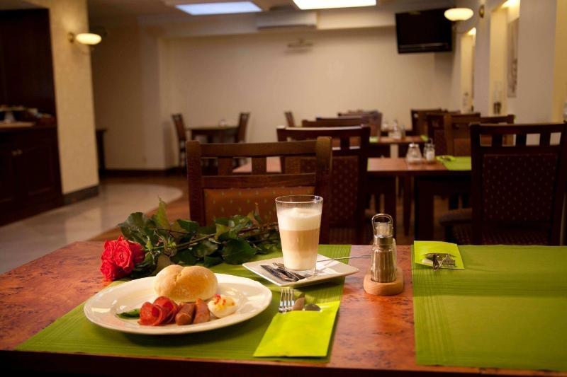 グダニスク Kobza Haus Old Town Bed & Breakfast エクステリア 写真